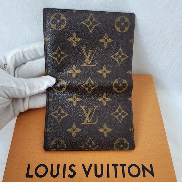 Auth Louis Vuitton Monogram Bifold ID Wallet - Picture 7 of 9